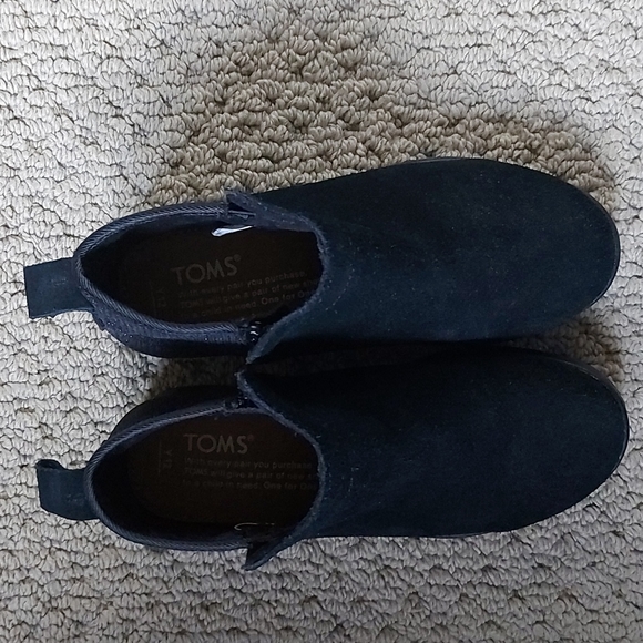 Girls TOMS Brand New booties size 12 - Picture 4 of 5